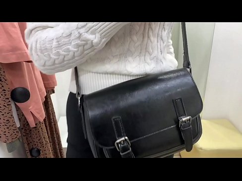 ❤️ Masturbasi umum tina jalang ngora FeralBerry sareng dildo di kamar pas ☑ video porno dina pornosu.klassikaprint.ru ❤
