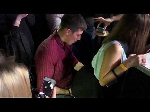 ❤️ Sex nyata dina nightclub Rusia. gadis Rusia 18 taun heubeul dina anus jeung heunceut fucked di nightclub a ☑ video porno dina pornosu.klassikaprint.ru ❤